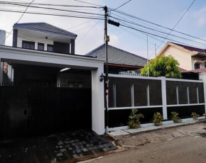 Aldeoz Group House Palembang